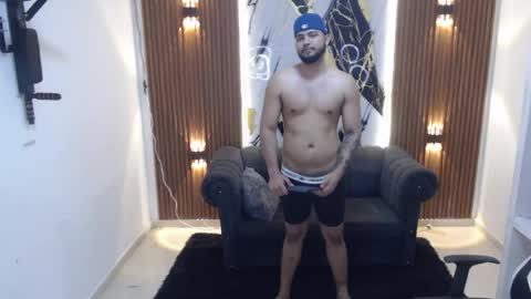 thomson_hot01 online show from May 2026 05:26:01 AM