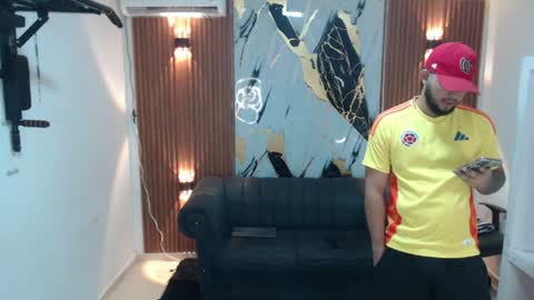 thomson_hot01 online show from June 2026 05:24:01 AM