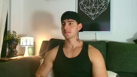 Snapshot of thomylov chatting on March 2026 04:18:01 AM thomylov online show from March 2026 04:18:01 AM