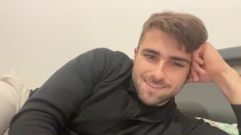 Snapshot of thony_grey chatting on October 2025 08:05:02 PM Thony Grey online show from October 2025 08:05:02 PM