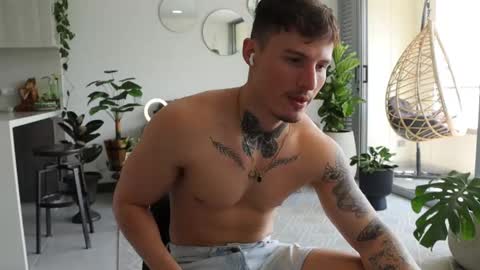 Sebastian online show from February 2025 04:34:02 PM