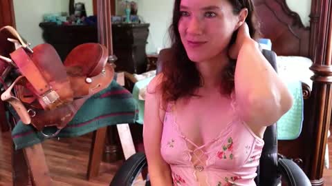 ThornburyRose online show from March 2026 06:24:01 PM