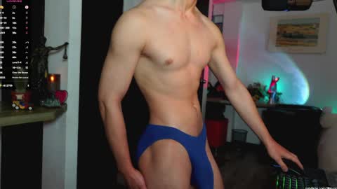   L e a n d e r   25OFF ON MY OF online show from May 2026 03:20:01 PM
