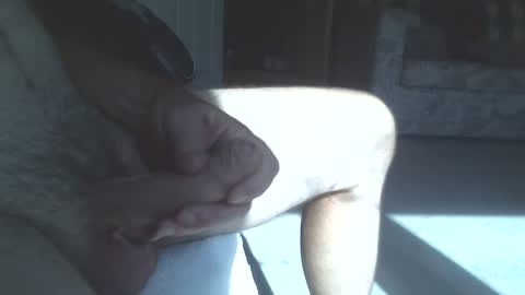 Snapshot of throbbing4u2nite chatting on October 2025 03:54:01 PM throbbing4u2nite online show from October 2025 03:54:01 PM