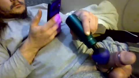 thunder8u42 online show from October 2025 12:08:02 AM