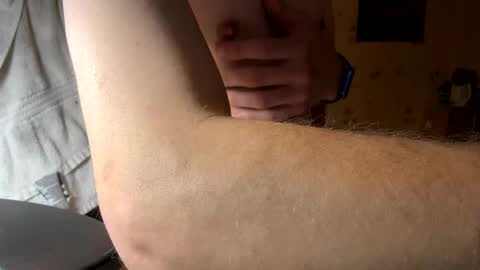 Snapshot of thundersword chatting on January 2025 05:37:02 PM thundersword online show from January 2025 05:37:02 PM