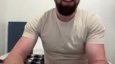 Snapshot of thyle chatting on October 2025 06:03:02 AM Thyle online show from October 2025 06:03:02 AM