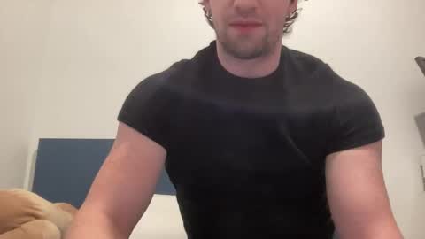 Snapshot of thyle chatting on November 2025 09:27:01 PM Thyle online show from November 2025 09:27:01 PM