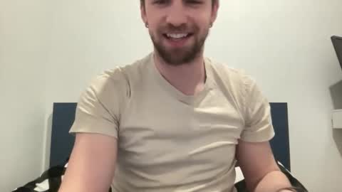 Snapshot of thyle chatting on February 2026 06:23:01 AM Thyle online show from February 2026 06:23:01 AM