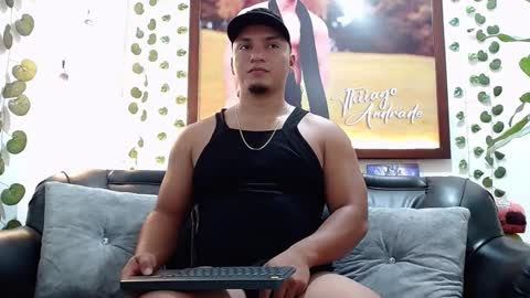 tiago andrade online show from October 2025 09:12:02 PM