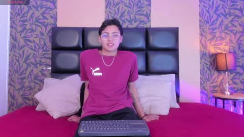   online show from May 2026 04:08:02 AM