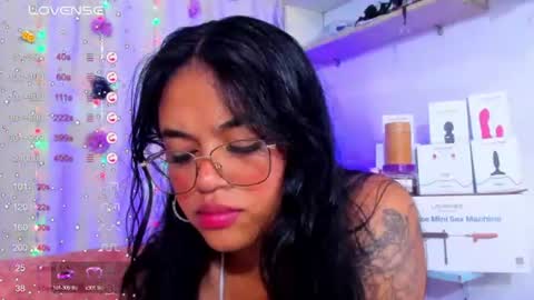 Snapshot of tianaa_a chatting on July 2026 07:23:02 AM Anny 3 online show from July 2026 07:23:02 AM