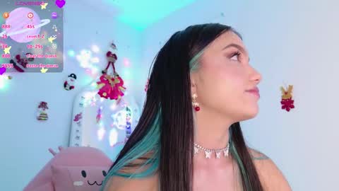 Snapshot of tianale chatting on November 2025 12:33:01 AM Tiana Le online show from November 2025 12:33:01 AM