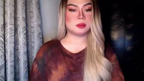 Snapshot of tiara_kishatsu chatting on December 2025 12:32:02 PM arianna tiara online show from December 2025 12:32:02 PM