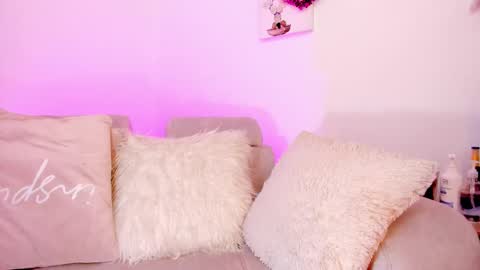 Tiarha online show from February 2025 07:23:01 AM