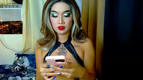 Snapshot of tiarrafoxs chatting on January 2025 07:39:01 PM tiarrafoxs online show from January 2025 07:39:01 PM