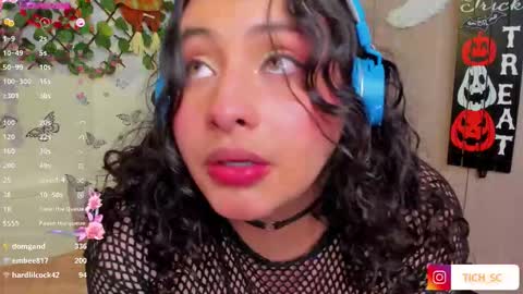 Snapshot of tich___ chatting on November 2025 08:31:01 PM tich___ online show from November 2025 08:31:01 PM