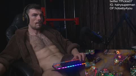 Snapshot of tickle_my_pickle07 chatting on January 2025 07:35:01 AM tickle_my_pickle07 online show from January 2025 07:35:01 AM