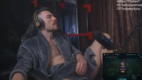 Snapshot of tickle_my_pickle07 chatting on January 2025 09:37:02 AM tickle_my_pickle07 online show from January 2025 09:37:02 AM