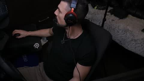 Snapshot of tickle_my_pickle07 chatting on November 2025 06:28:02 PM tickle_my_pickle07 online show from November 2025 06:28:02 PM