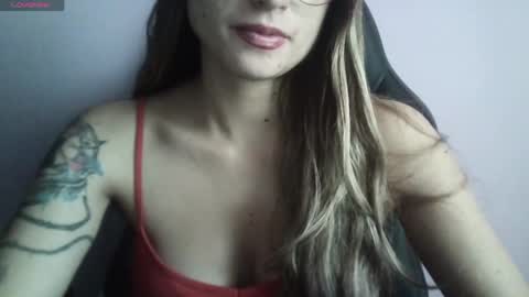 Snapshot of tifanny_a chatting on April 2026 09:57:02 PM Tifanny online show from April 2026 09:57:02 PM