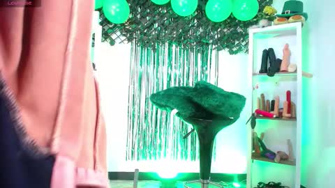 Tifanny Nails  online show from March 2026 12:19:02 PM