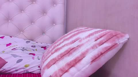    online show from December 2024 03:00:02 PM