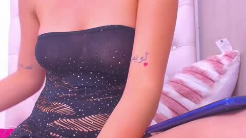    online show from December 2024 05:11:01 PM