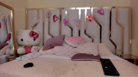    online show from February 2025 09:47:02 PM