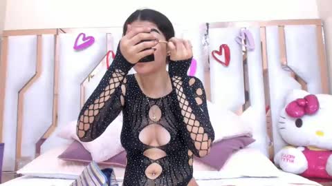    online show from February 2025 06:05:01 PM