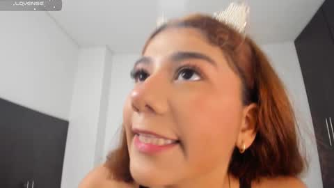 Snapshot of tifanyhills chatting on February 2025 08:59:02 PM Tifany online show from February 2025 08:59:02 PM