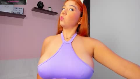 Snapshot of tifanyhills chatting on November 2025 08:41:01 PM Tifany online show from November 2025 08:41:01 PM