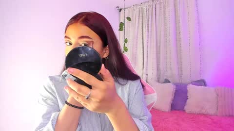 Snapshot of tifanyrose1 chatting on February 2025 04:48:01 AM Tiffany online show from February 2025 04:48:01 AM