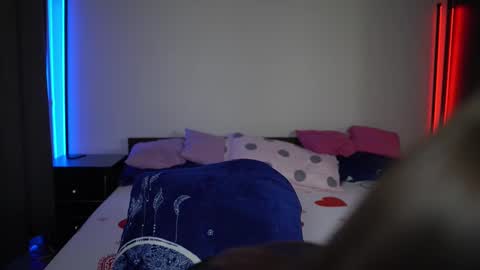 Tiffany online show from February 2025 09:47:02 PM