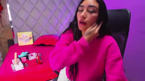 TIFANI online show from January 2025 04:34:01 AM