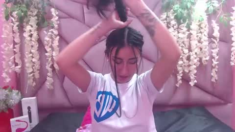 TIFANI online show from February 2025 09:59:02 AM