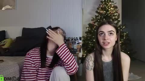 Snapshot of tiffany_loong chatting on January 2025 10:51:02 PM tiffany online show from January 2025 10:51:02 PM