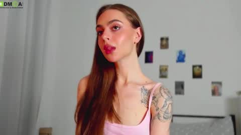 Snapshot of tiffany_loong chatting on September 2025 11:39:02 PM tiffany online show from September 2025 11:39:02 PM