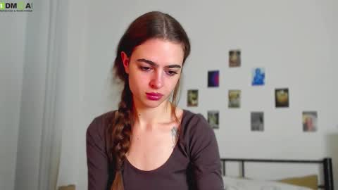 Snapshot of tiffany_loong chatting on November 2025 11:48:01 PM tiffany online show from November 2025 11:48:01 PM