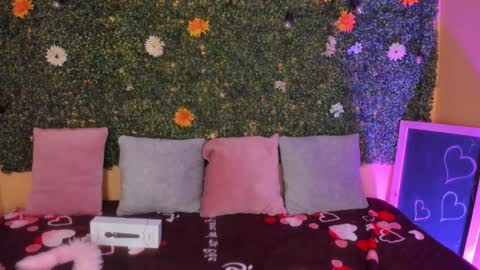 Snapshot of tiffany_sander chatting on January 2025 07:04:02 AM tiffany_sander online show from January 2025 07:04:02 AM