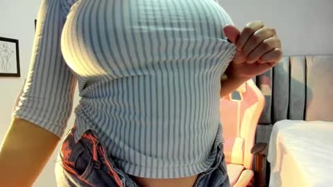 tiffany theressa online show from January 2025 08:37:02 PM