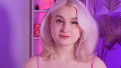 Snapshot of tiffanyjons chatting on November 2025 05:47:02 PM tiffanyjons online show from November 2025 05:47:02 PM