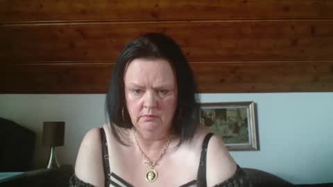 TiffanyMature online show from October 2025 10:44:02 AM