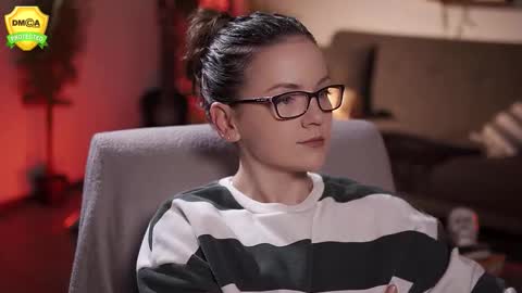 tiffanyriox online show from November 2025 01:05:01 AM