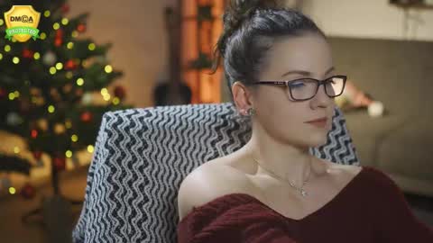 tiffanyriox online show from December 2025 01:45:02 AM