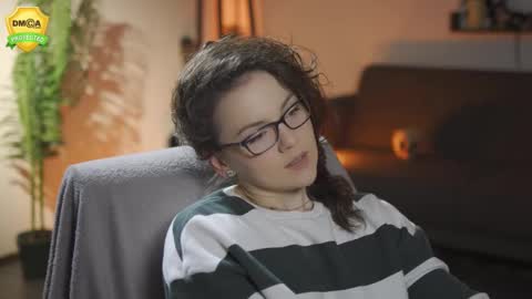 tiffanyriox online show from February 2026 01:13:01 AM