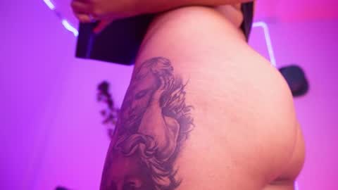 My name is Tiffany welcome  online show from March 2026 08:19:01 AM