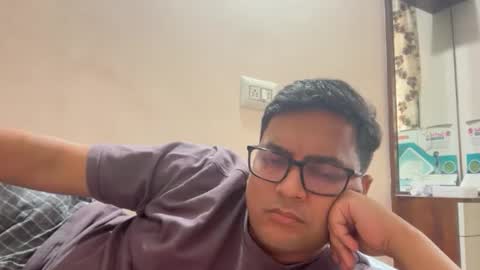 tigertinku online show from November 2025 11:07:01 AM