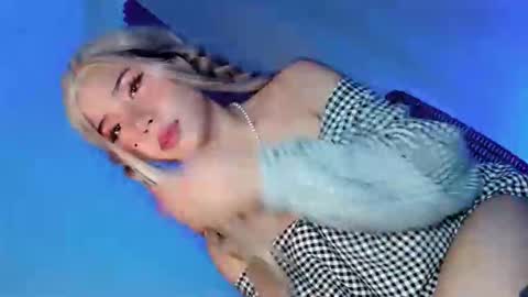 tight_elliana online show from October 2025 06:17:02 PM