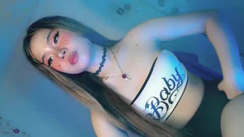 tight_elliana online show from April 2026 05:10:02 PM